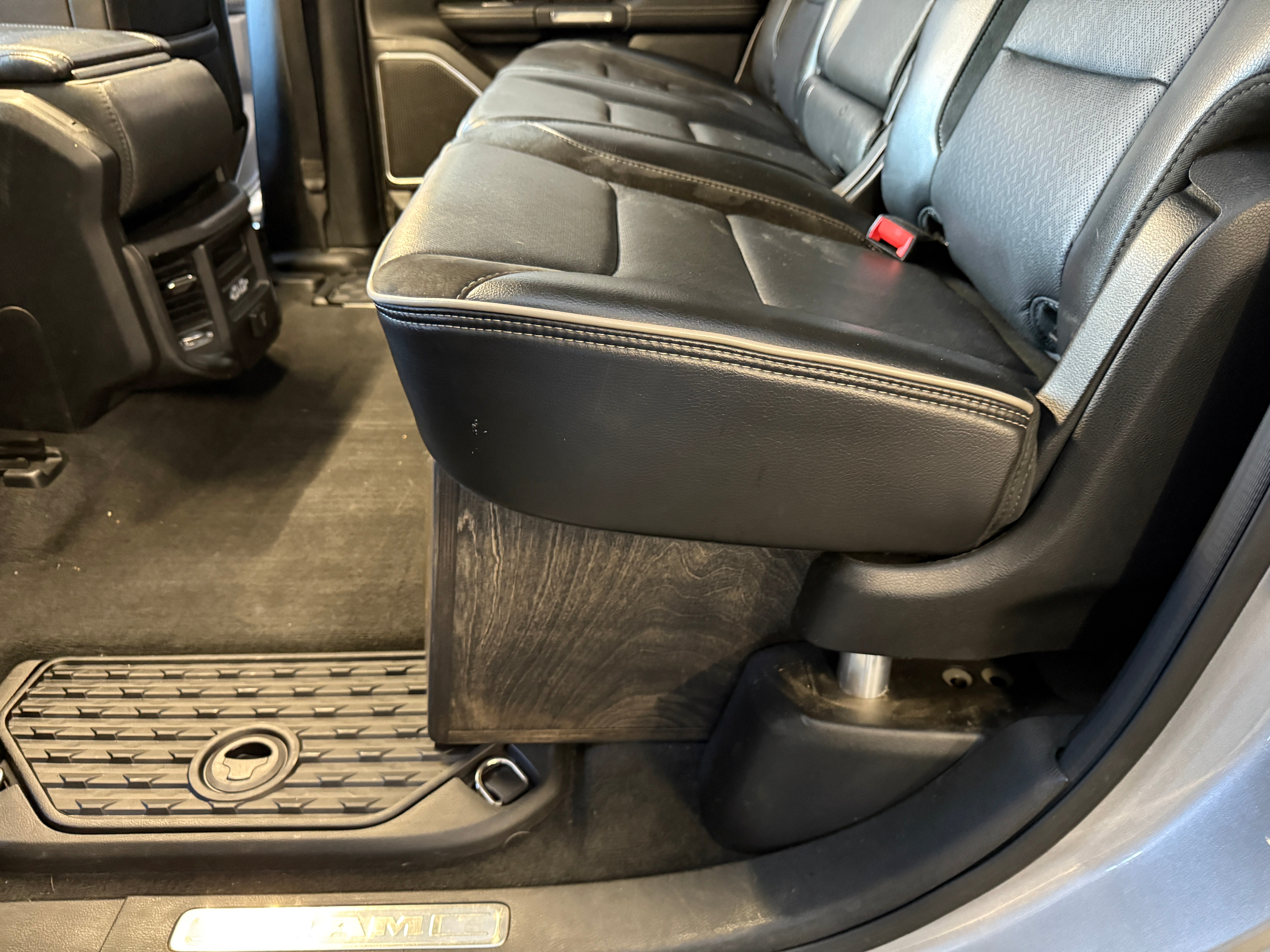 Dodge CrewCab 3 x 8” (2019+) Seat Lift Included