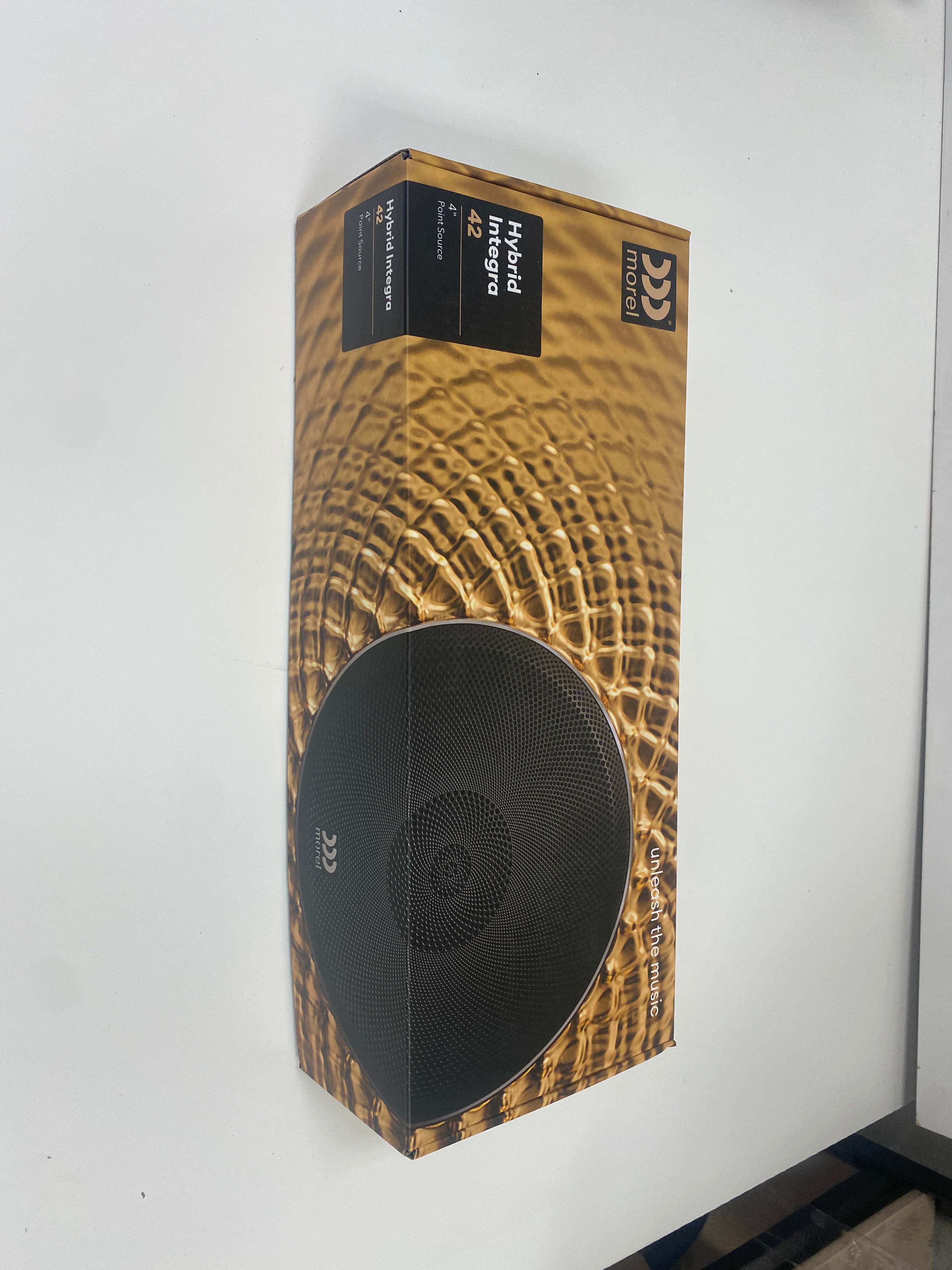 Garage Sale Morel Hybrid Integra 42 (single)