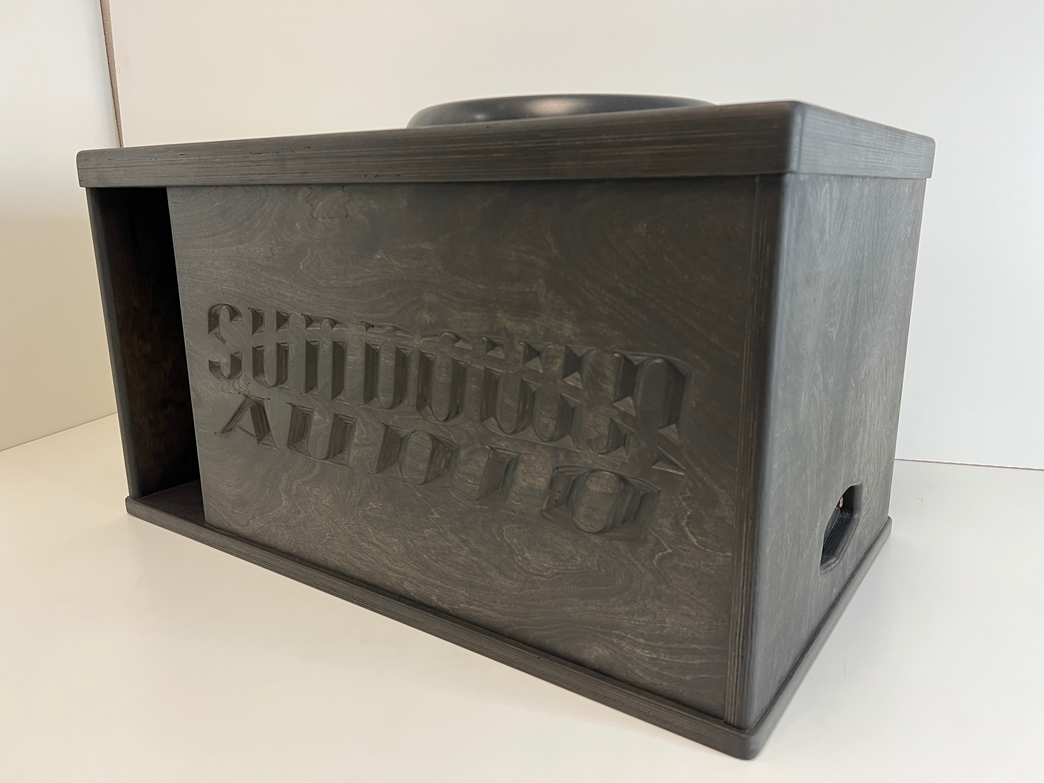 GA Sundown 1 x 15 Front Terminal Side