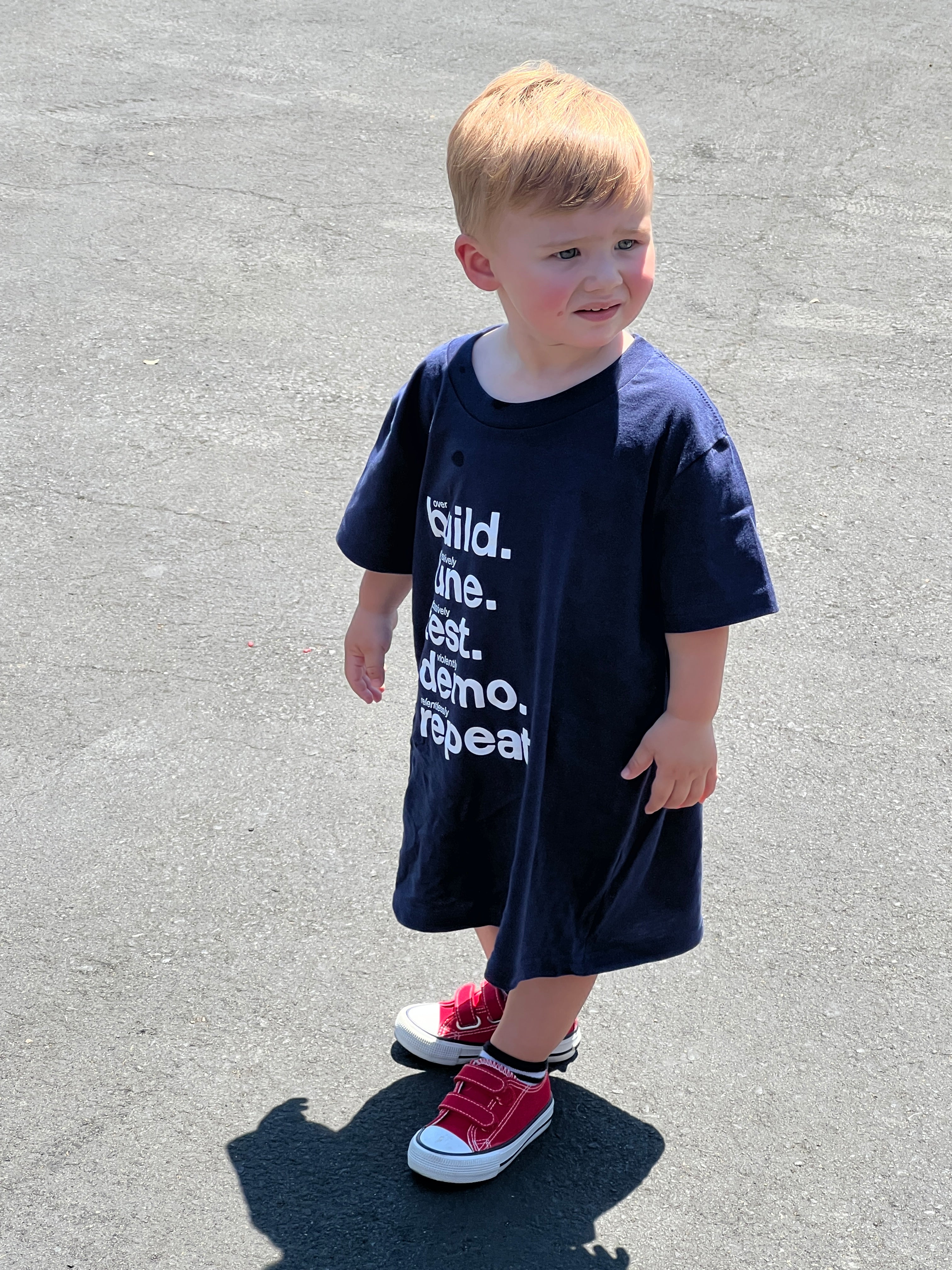 BuildTestTuneDemoRepeat KIDS T-Shirt in Navy Blue