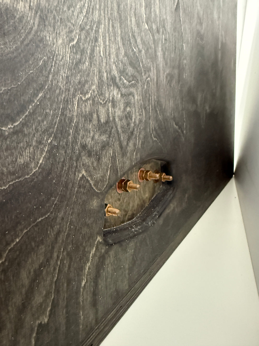 5.5cf - 2 x 12” Subs Up Port Back