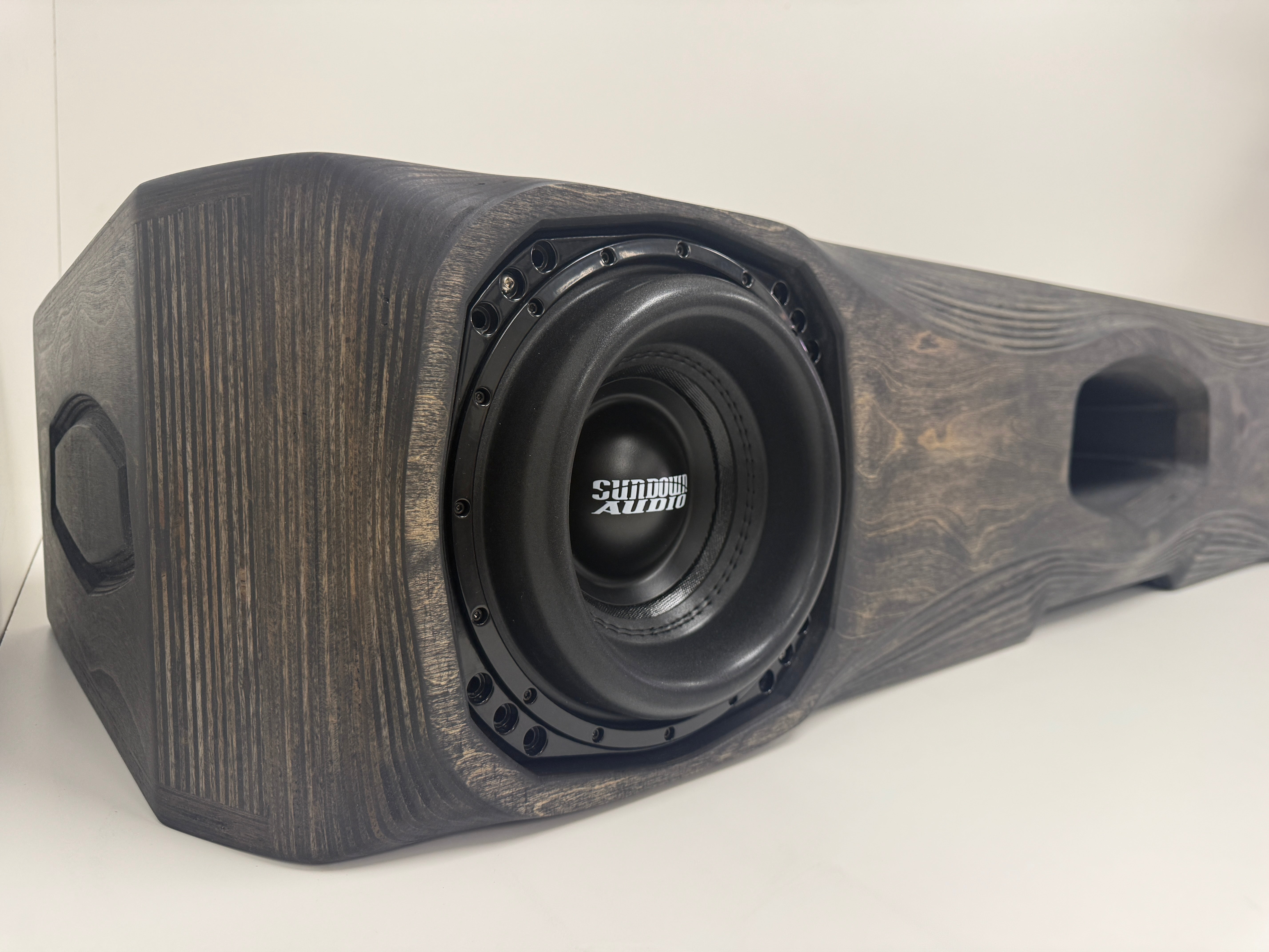 GM CrewCab 2 x 8” Sundown Z8 (2019+)