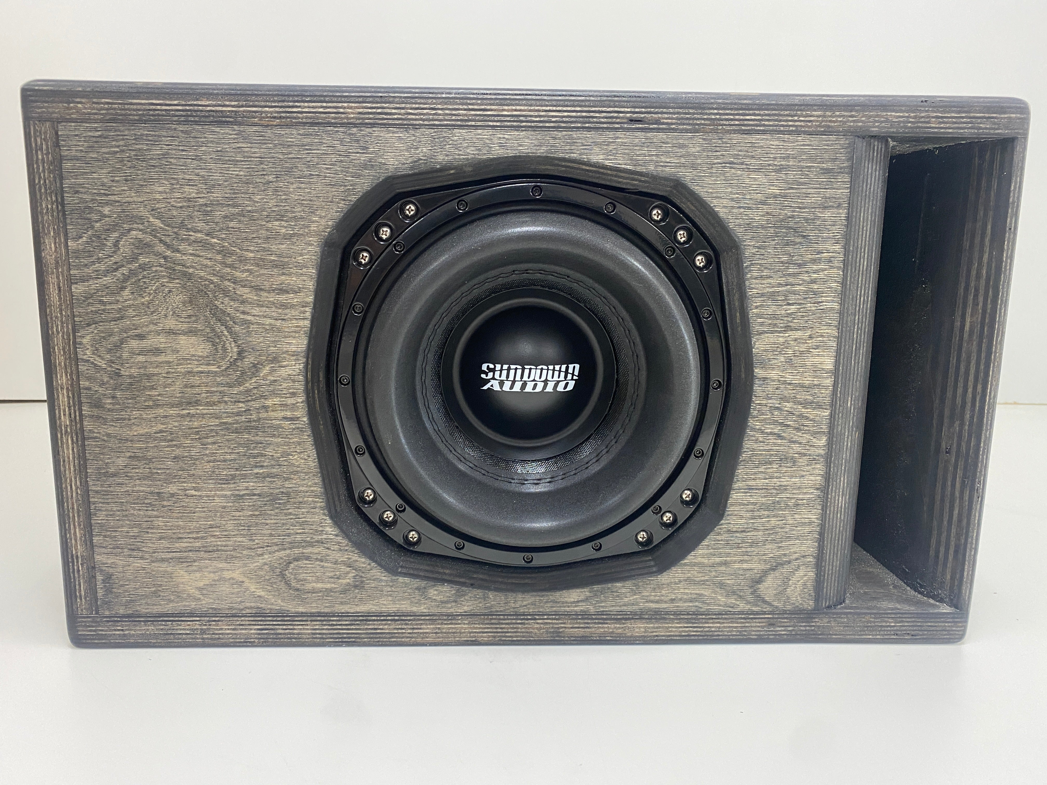 Sundown 1.0cf z8” Specific Enclosure – Gately Audio