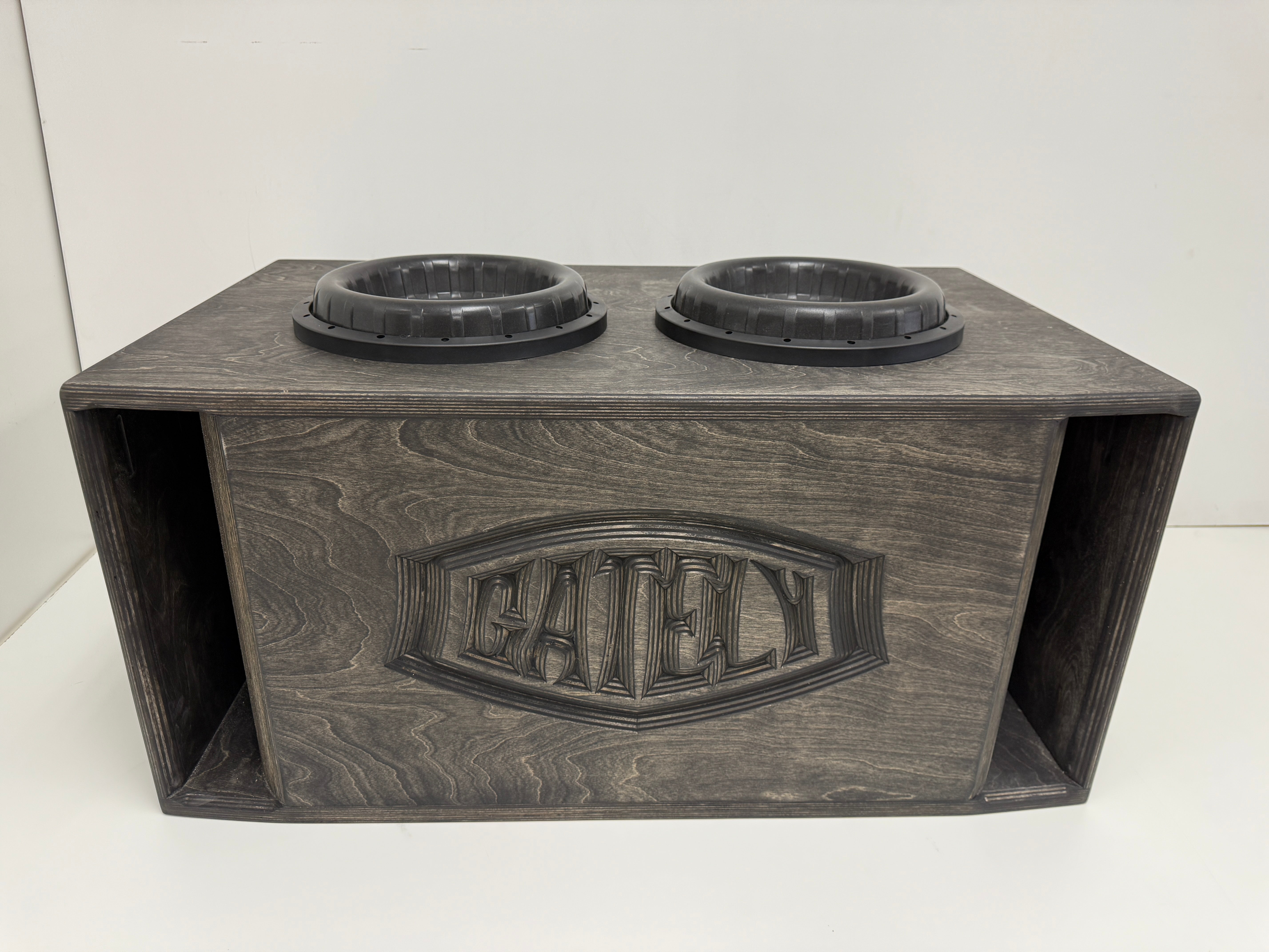 5.5cf - 2 x 12” Subs Up Port Back