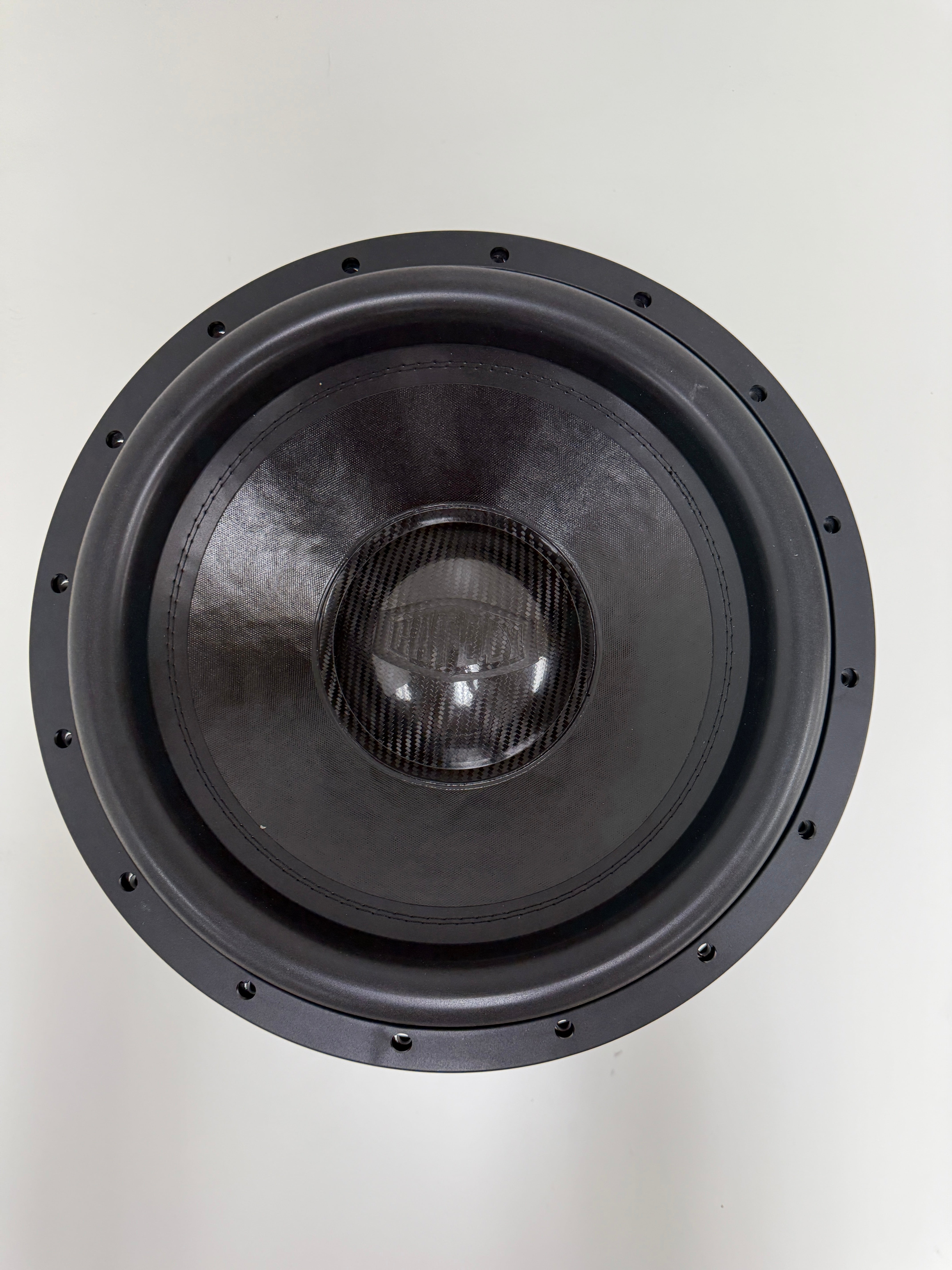 Alpha 15 Cone/Dustcap View