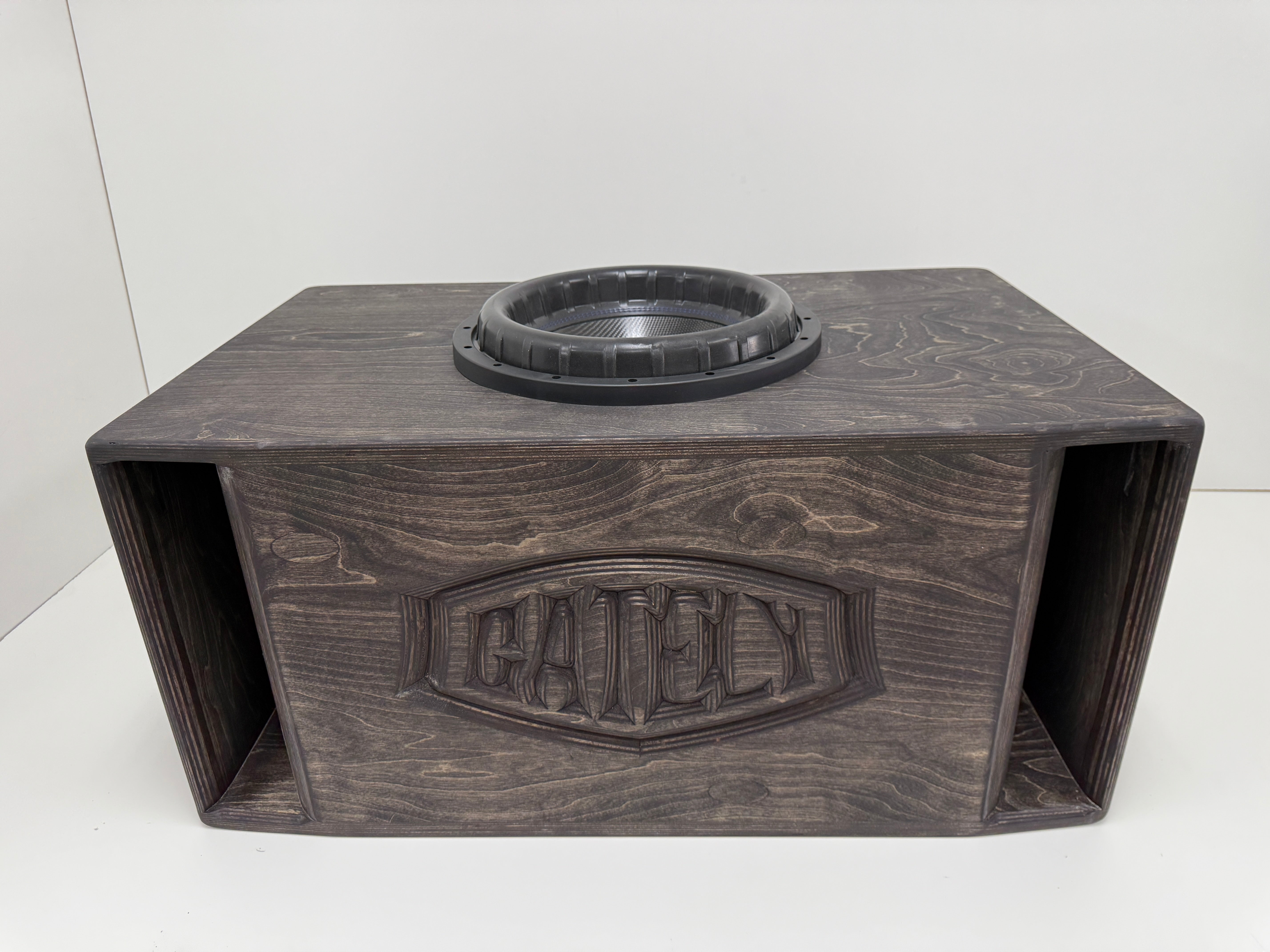 5.5cf - 1 x 15” Sub Up Port Back