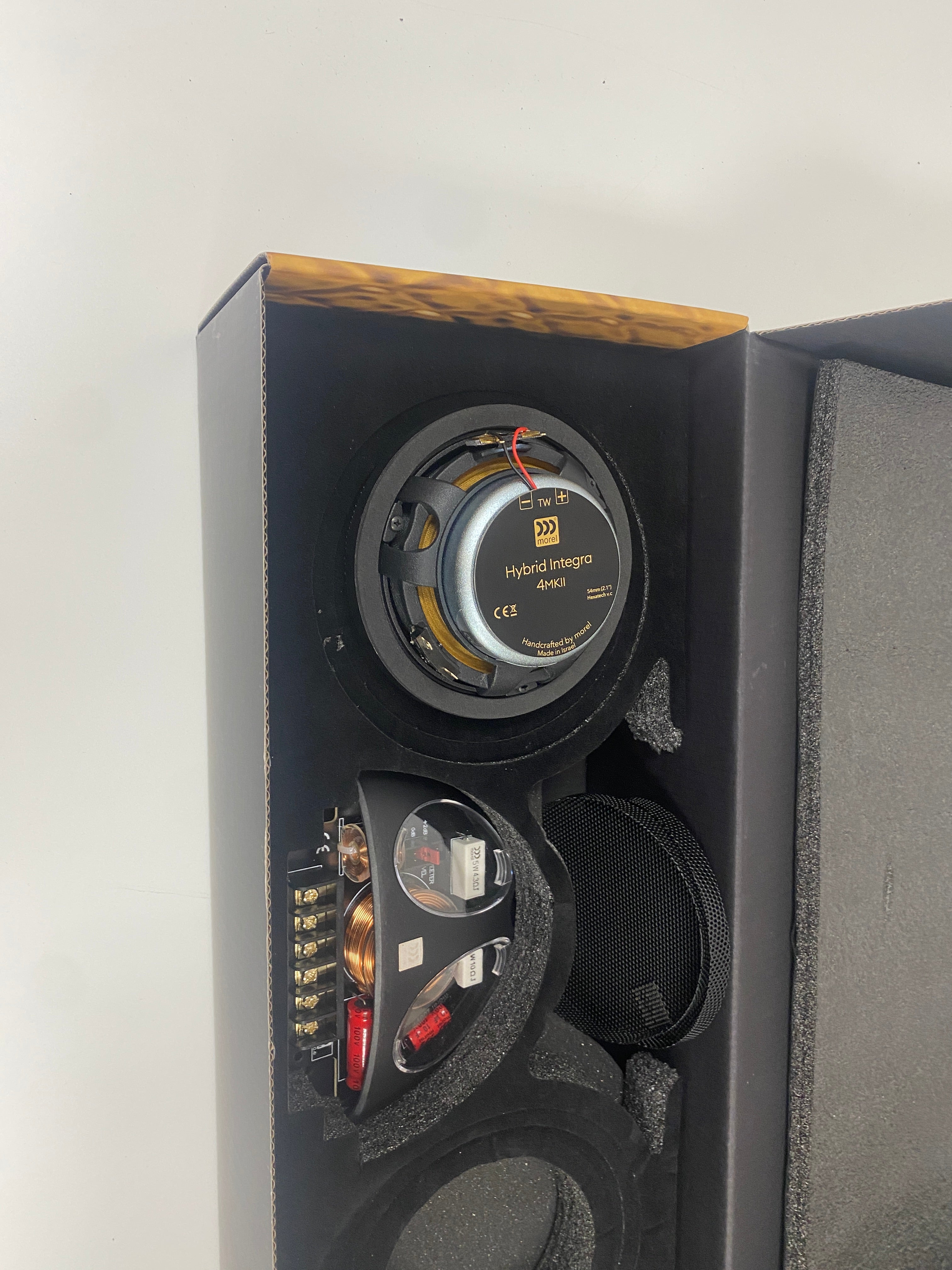 Garage Sale Morel Hybrid Integra 42 (single)