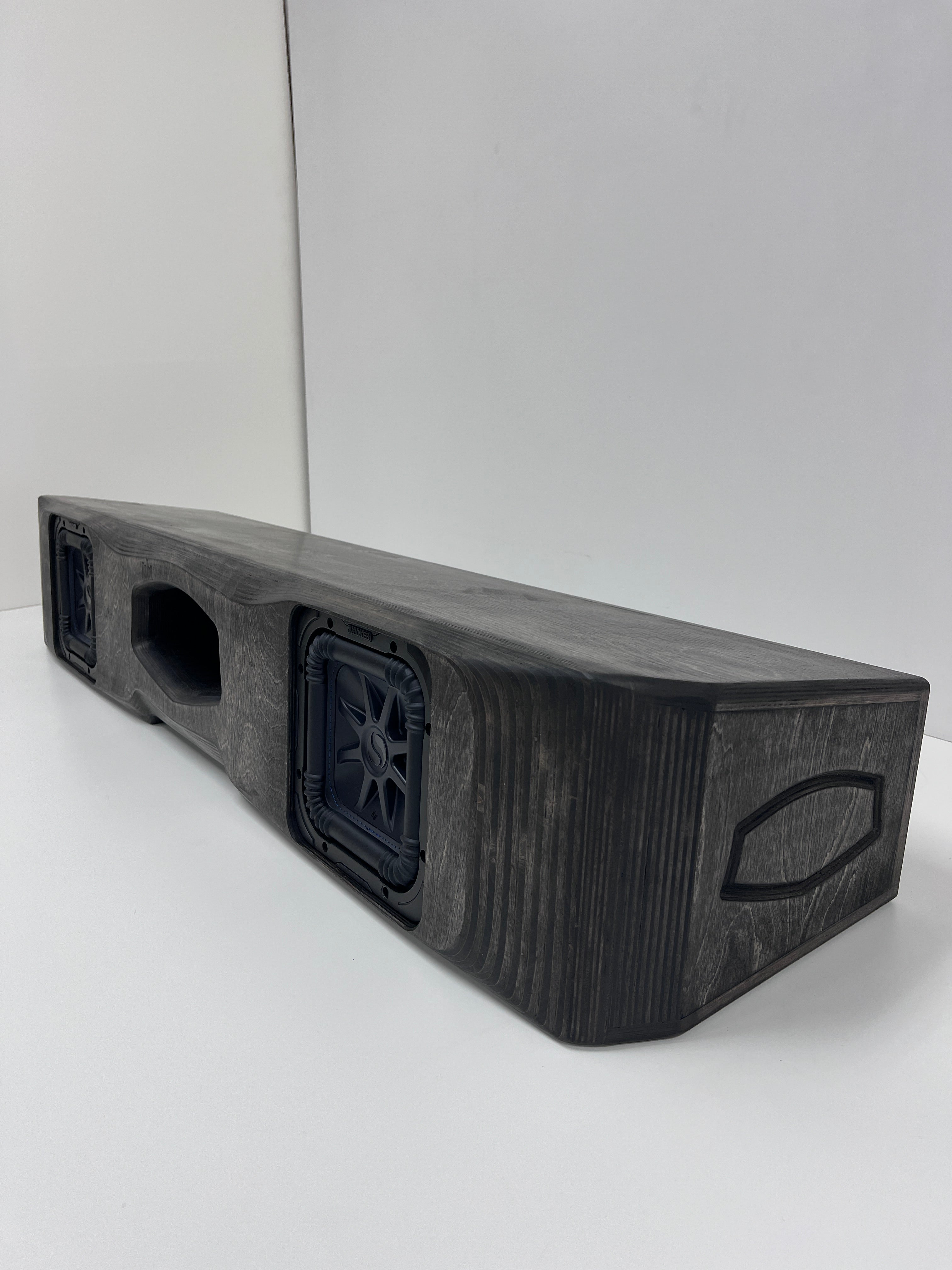 the GazettEベアキーBOX GM CrewCab 2 x 8” Kicker L7 (2019+) – Gately Audio