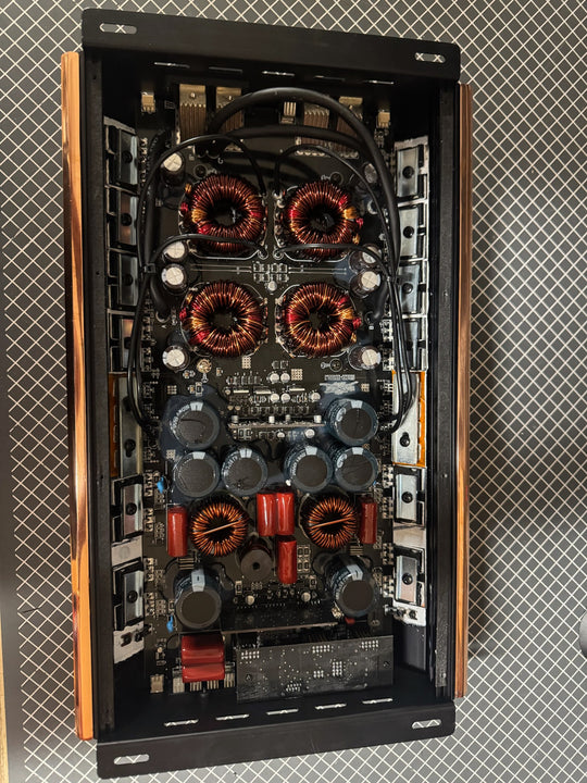 Sky High Car Audio 1600.4 Amplifier