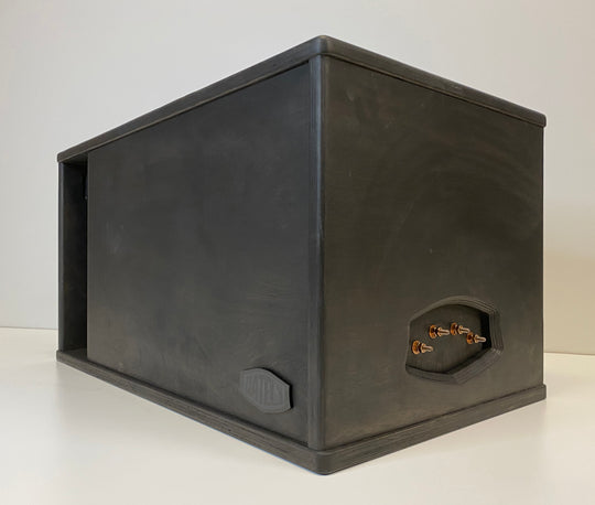 GA 4.0 SUPB 2 x 12 Front Terminal View