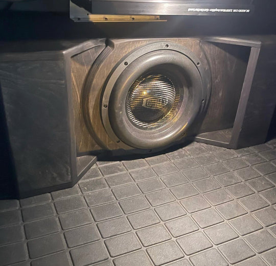 GA Camaro 1 x 12 Trunk View